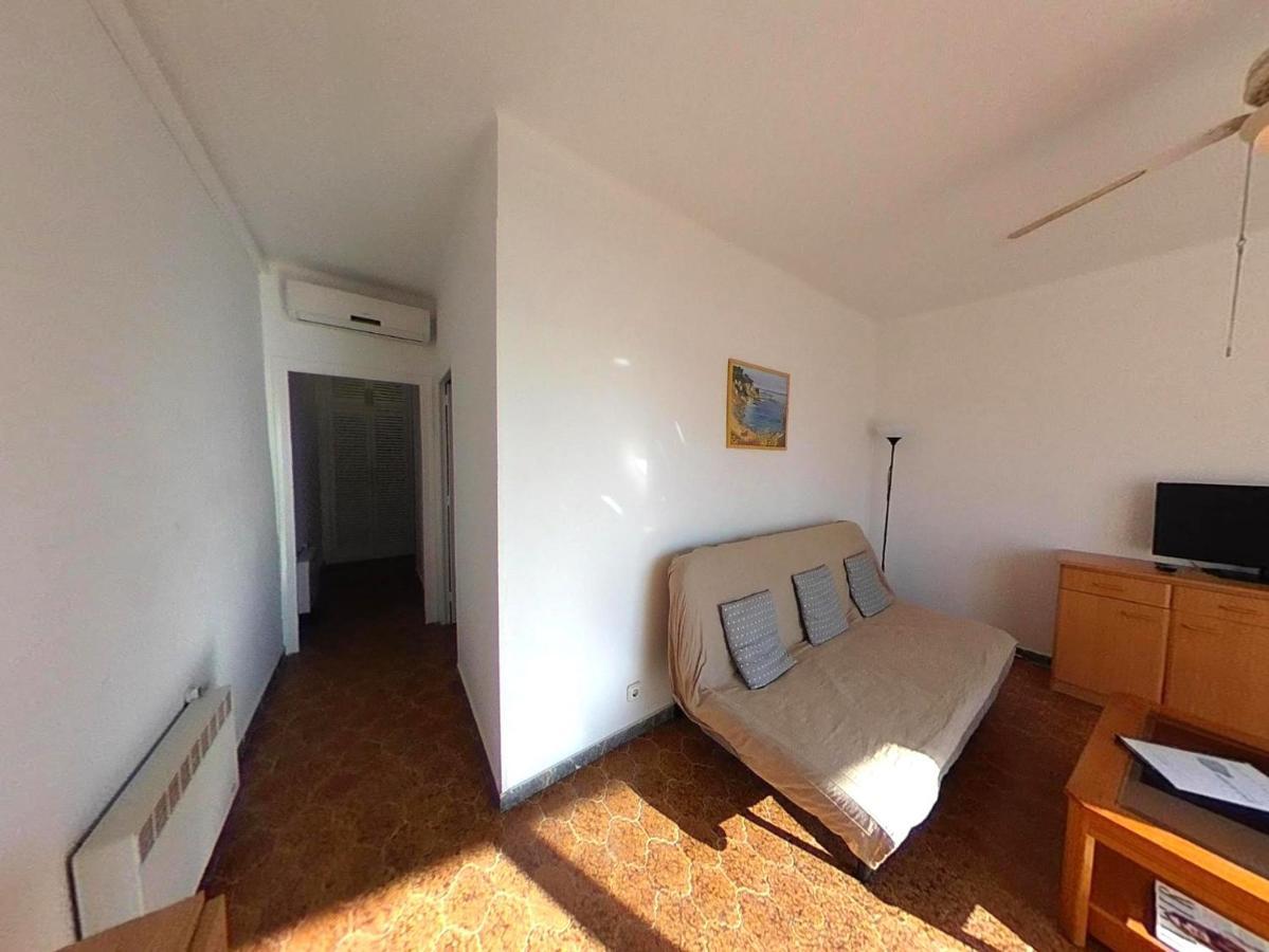 Liliane Apartment ซีเจส ภายนอก รูปภาพ