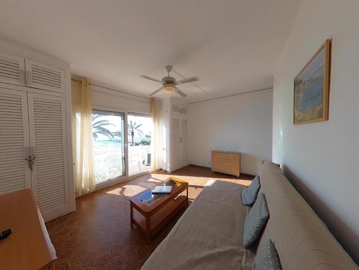 Liliane Apartment ซีเจส ภายนอก รูปภาพ